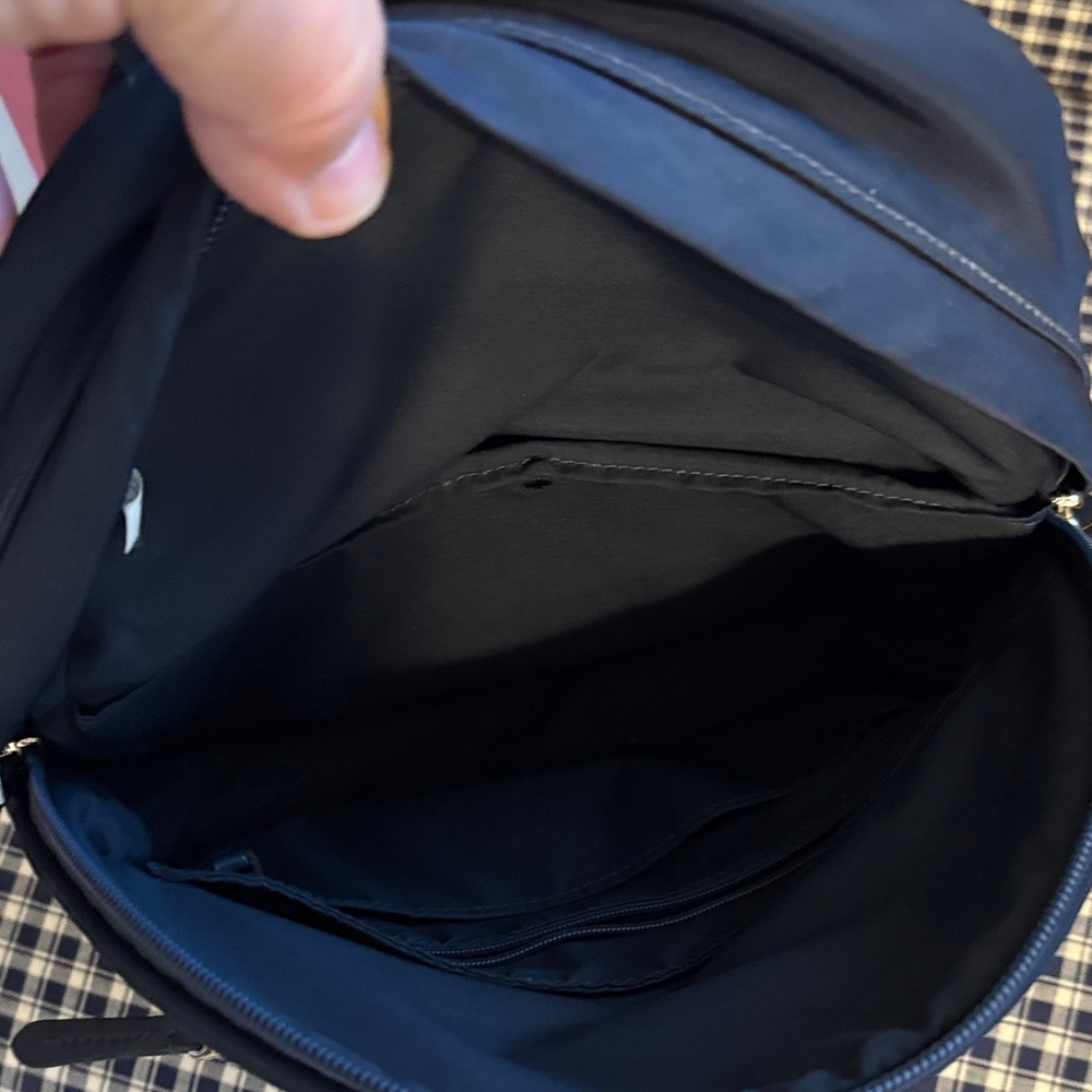 Kate Spade New York City Pack Medium - Picture 10 of 10